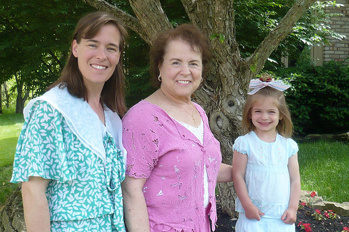 Julie, Marilyn and Alana ready for lunch